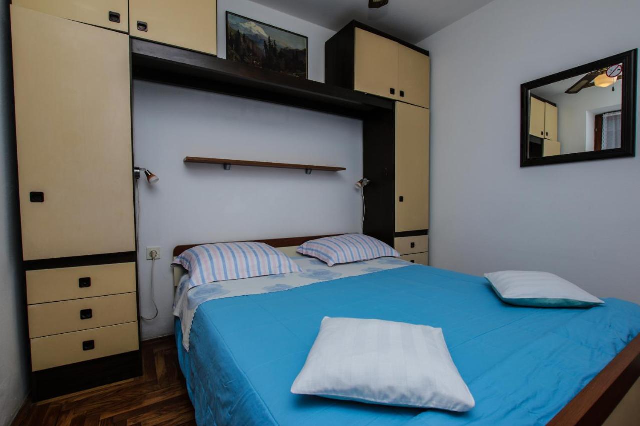 Apartments Dario Porec Exterior photo